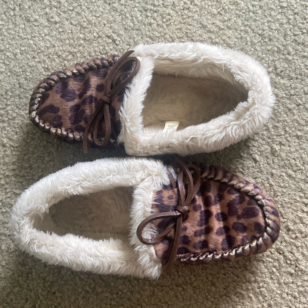 Size 6 J.Crew Leopard Moccasins